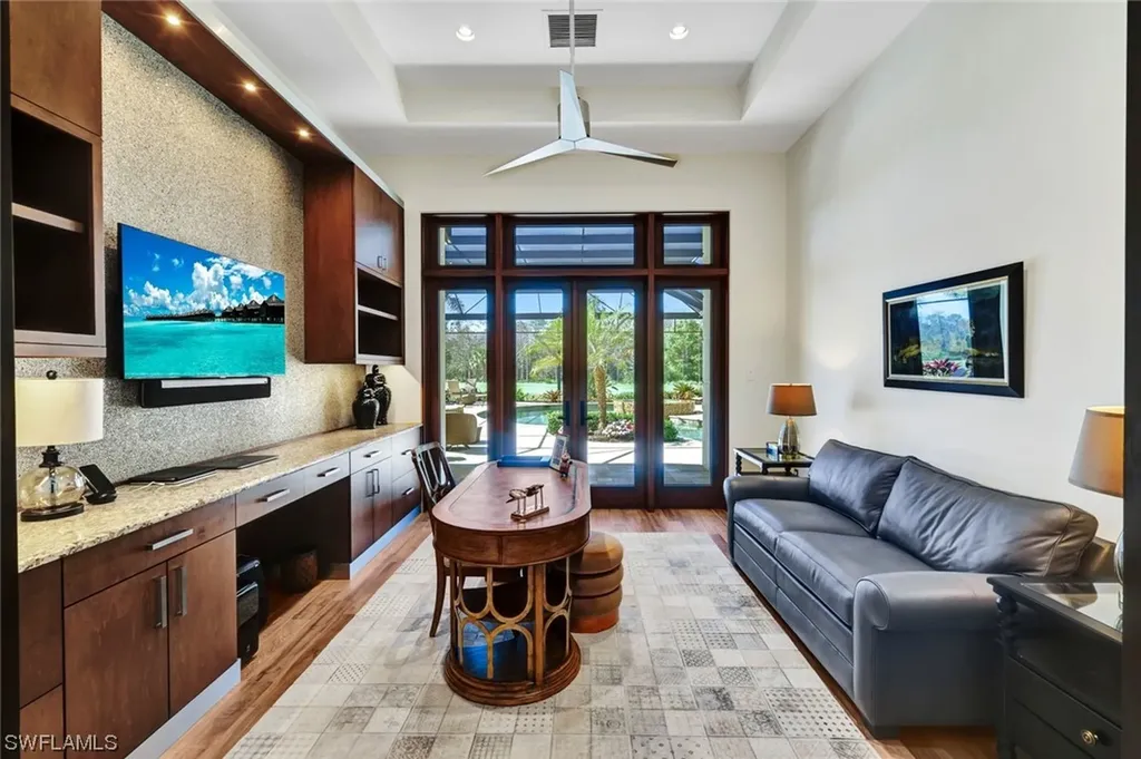 4431 Wayside Drive Naples FL 34119