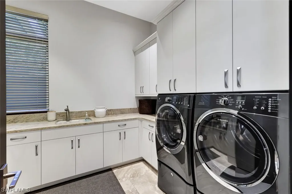 4431 Wayside Drive Naples FL 34119