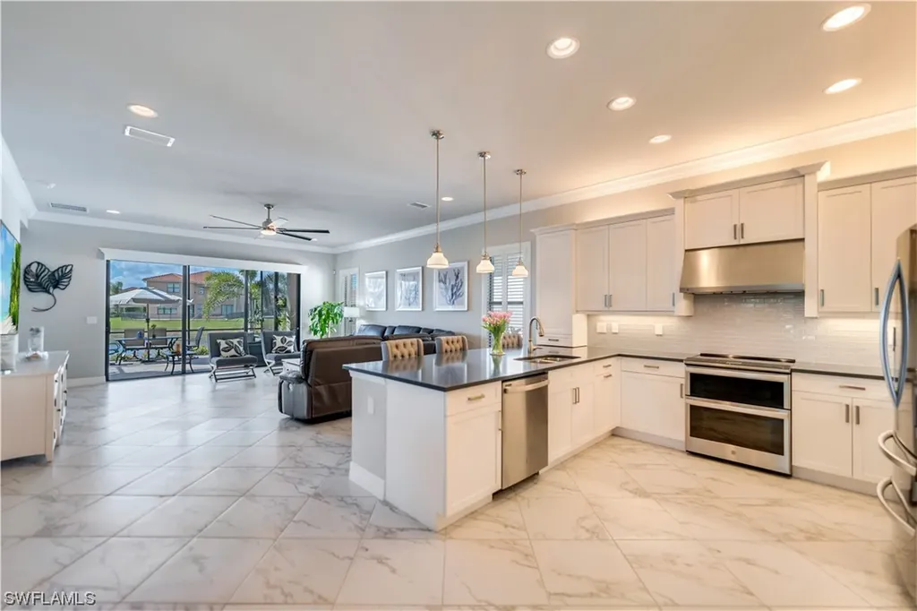 11816 Meadowrun Circle Fort Myers FL 33913
