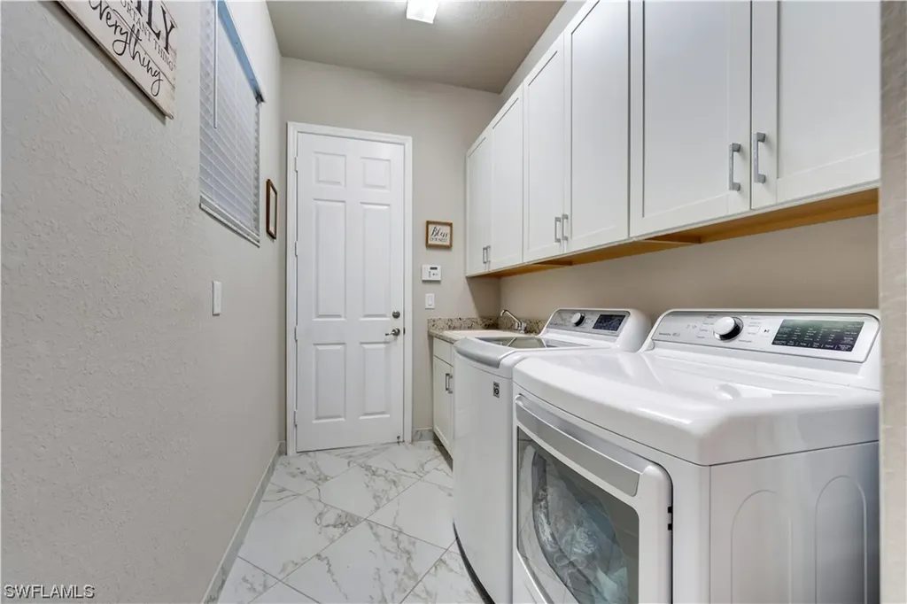 11816 Meadowrun Circle Fort Myers FL 33913