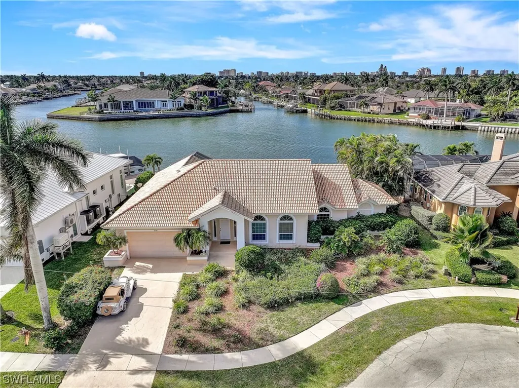 1726 Hummingbird Court Marco Island FL 34145
