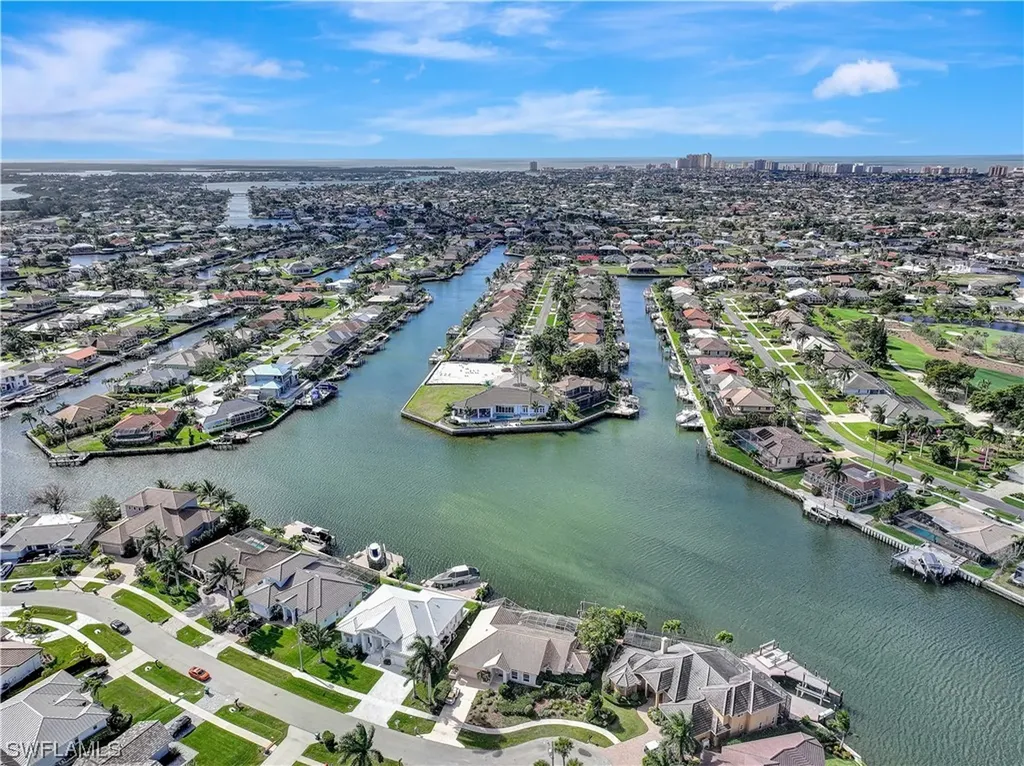 1726 Hummingbird Court Marco Island FL 34145