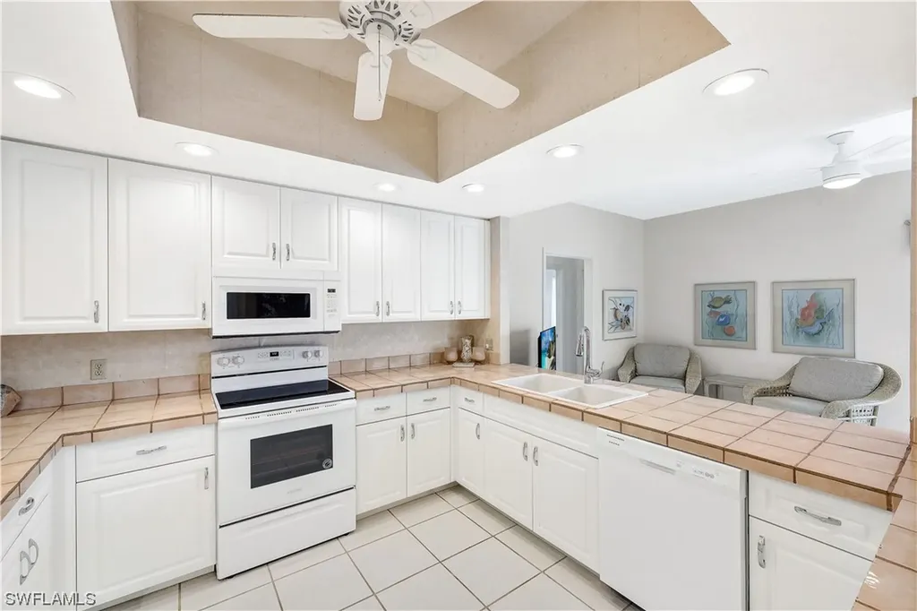 1726 Hummingbird Court Marco Island FL 34145