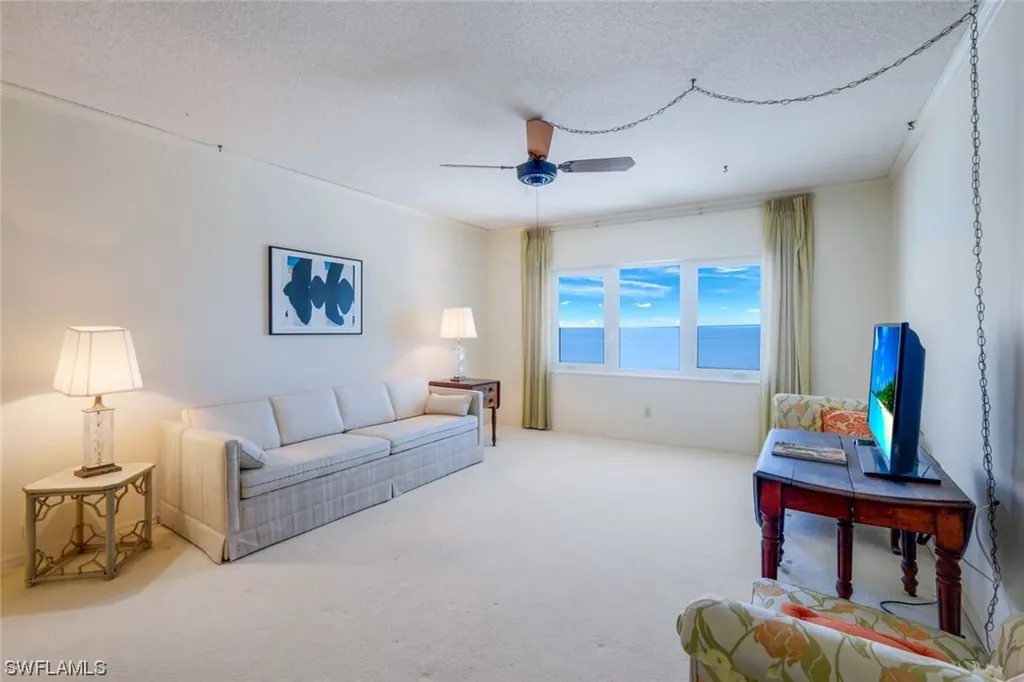 2885 Gulf Shore Boulevard N Naples FL 34103