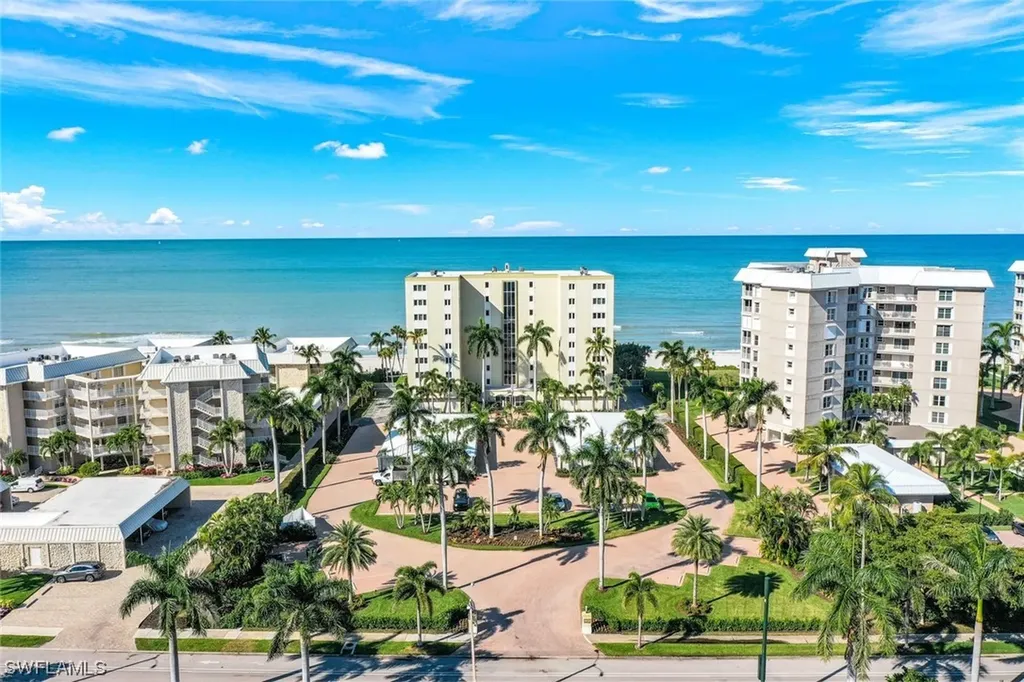 2885 Gulf Shore Boulevard N Naples FL 34103