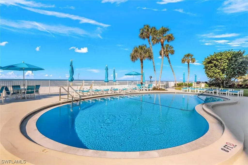 2885 Gulf Shore Boulevard N Naples FL 34103