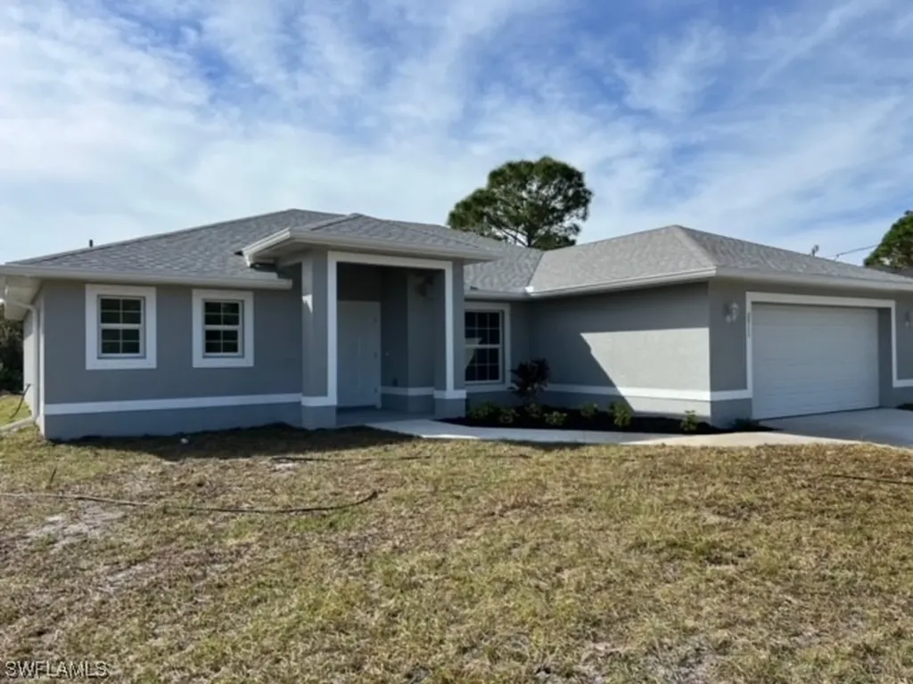 2511 41st Street SW Lehigh Acres FL 33976
