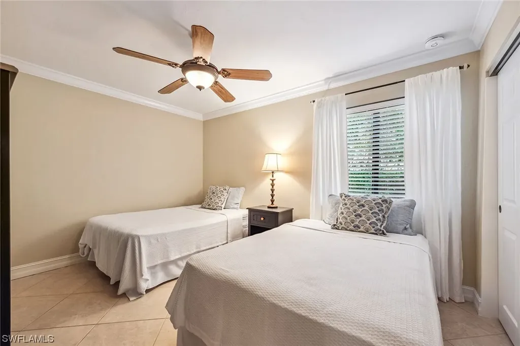 6525 Valen Way Naples FL 34108