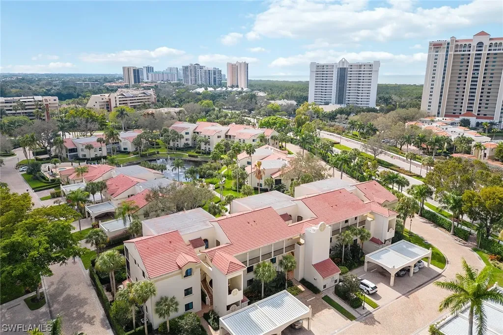 6525 Valen Way Naples FL 34108