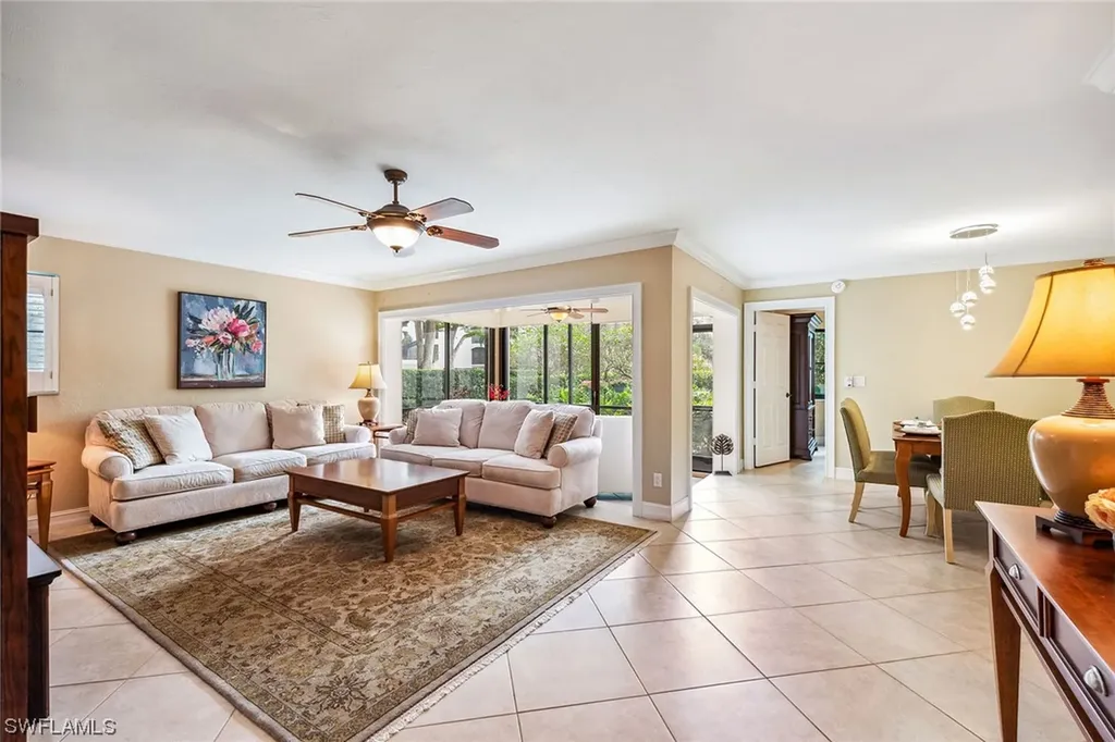 6525 Valen Way Naples FL 34108