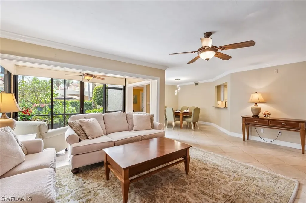 6525 Valen Way Naples FL 34108