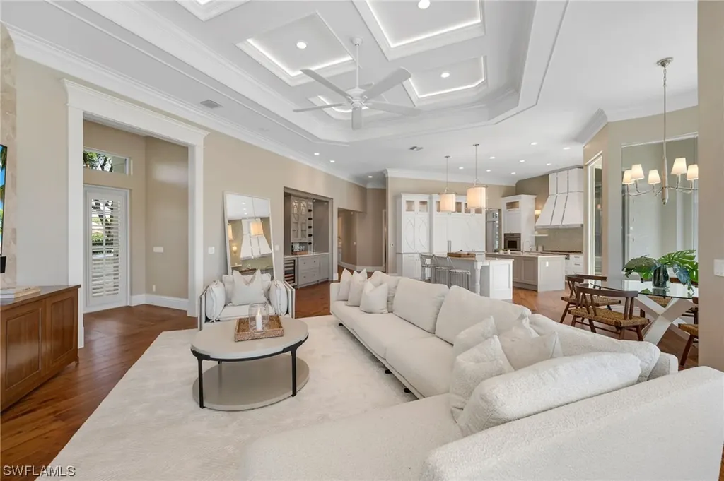 2812 Tarflower Way Naples FL 34105