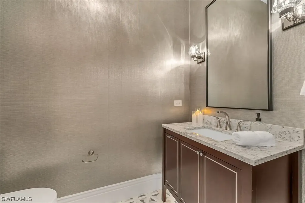 2812 Tarflower Way Naples FL 34105