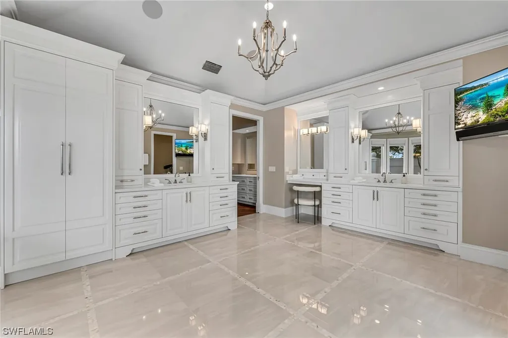 2812 Tarflower Way Naples FL 34105