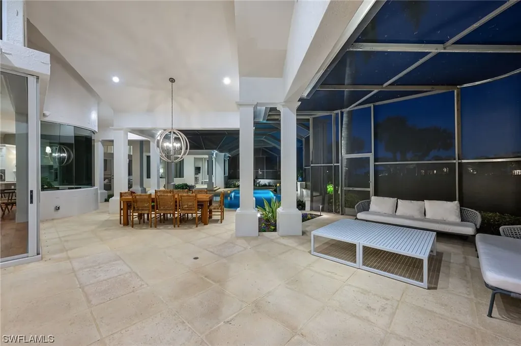 2812 Tarflower Way Naples FL 34105