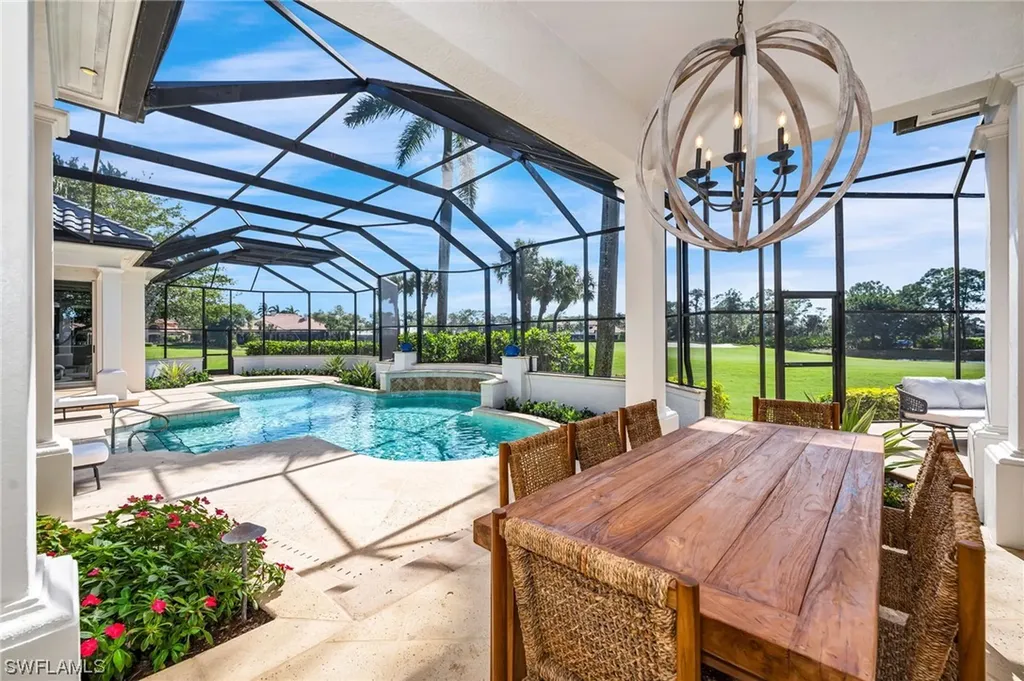 2812 Tarflower Way Naples FL 34105