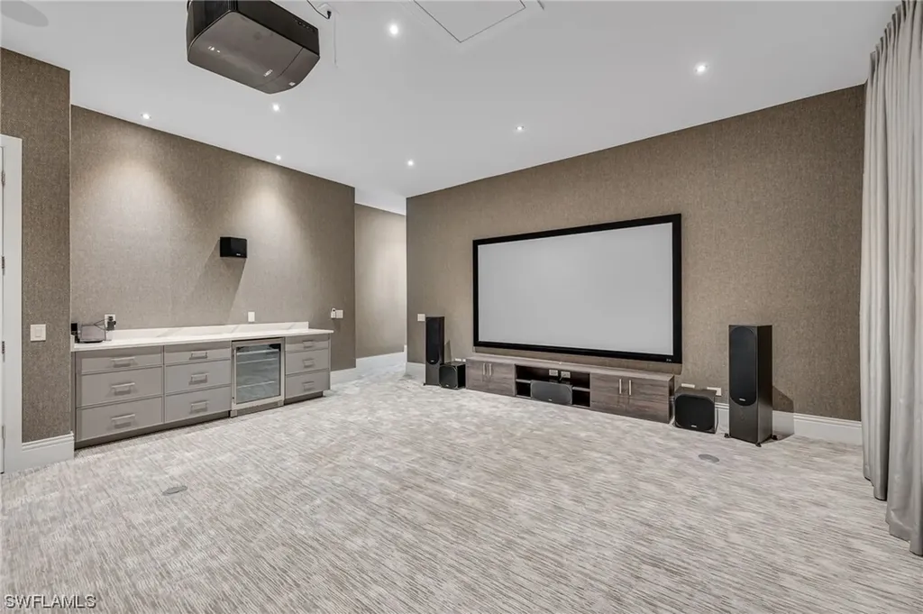 2812 Tarflower Way Naples FL 34105