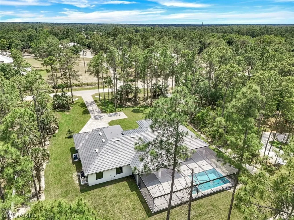 3343 5th Avenue SW Naples FL 34117