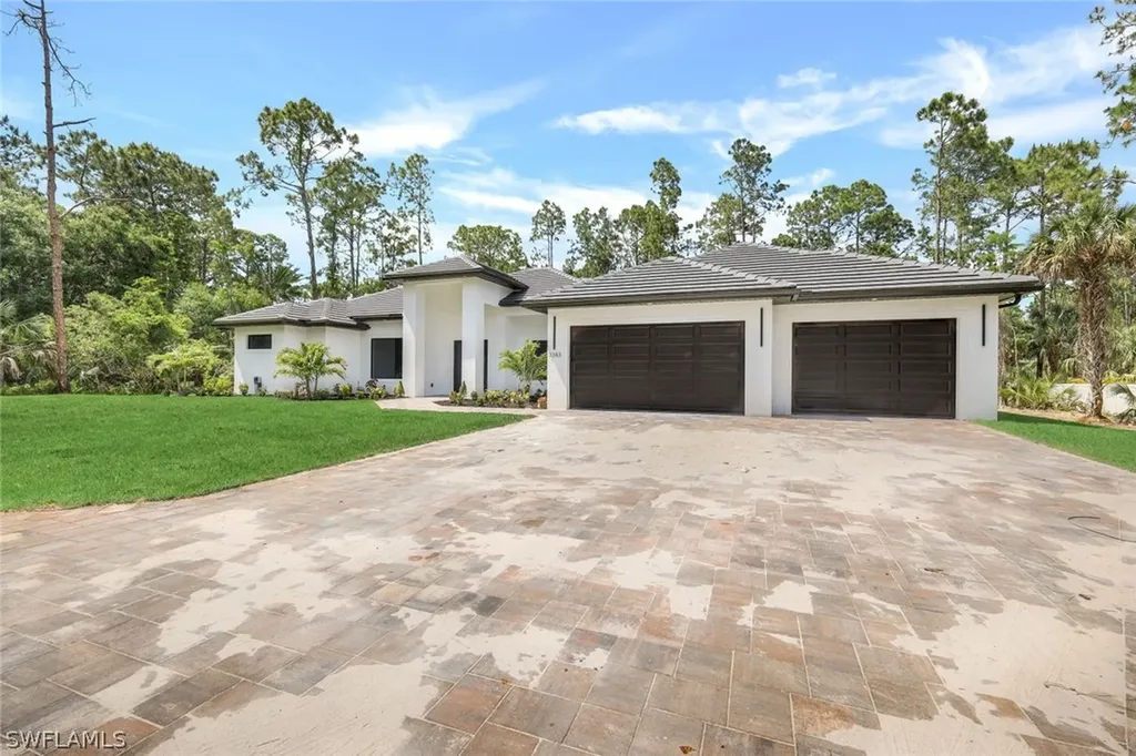 3343 5th Avenue SW Naples FL 34117