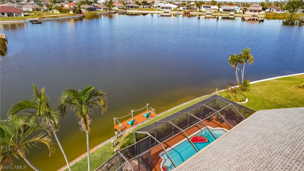 128 Nw 13th Place Cape Coral FL 33993