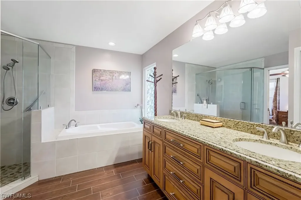 459 Henley Drive Naples FL 34104