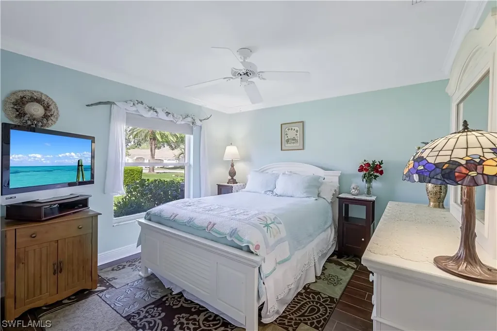 459 Henley Drive Naples FL 34104