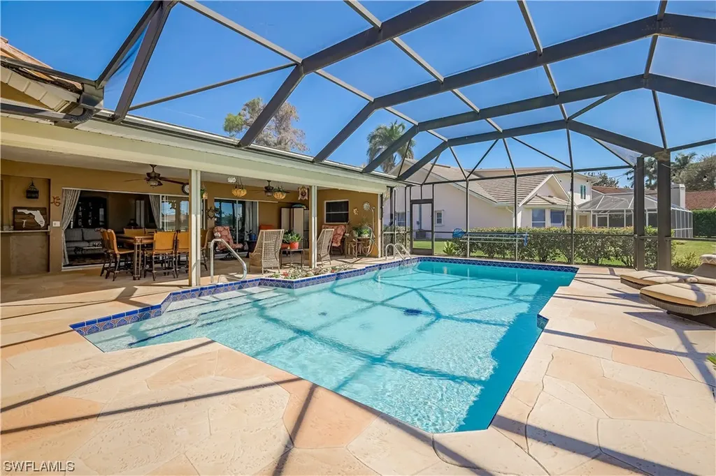 459 Henley Drive Naples FL 34104
