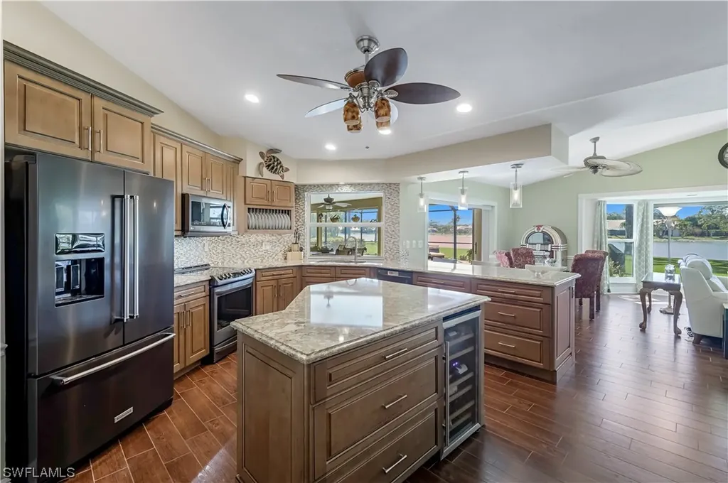 459 Henley Drive Naples FL 34104