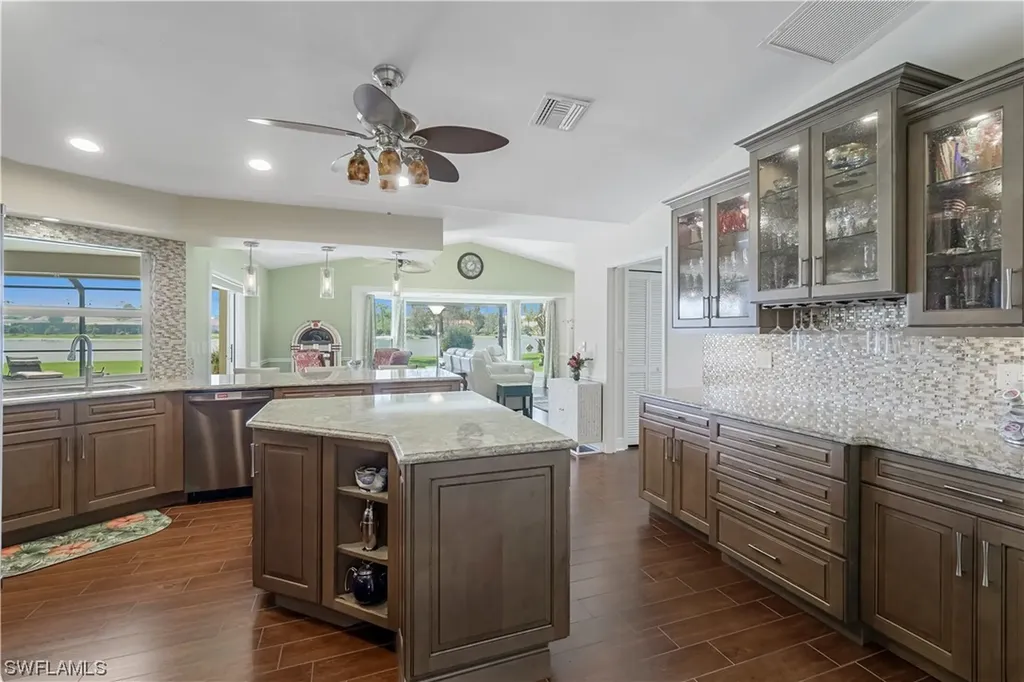 459 Henley Drive Naples FL 34104
