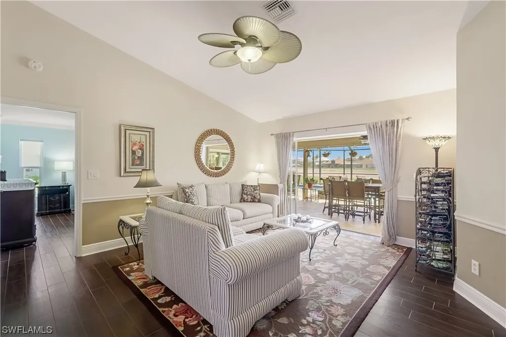 459 Henley Drive Naples FL 34104