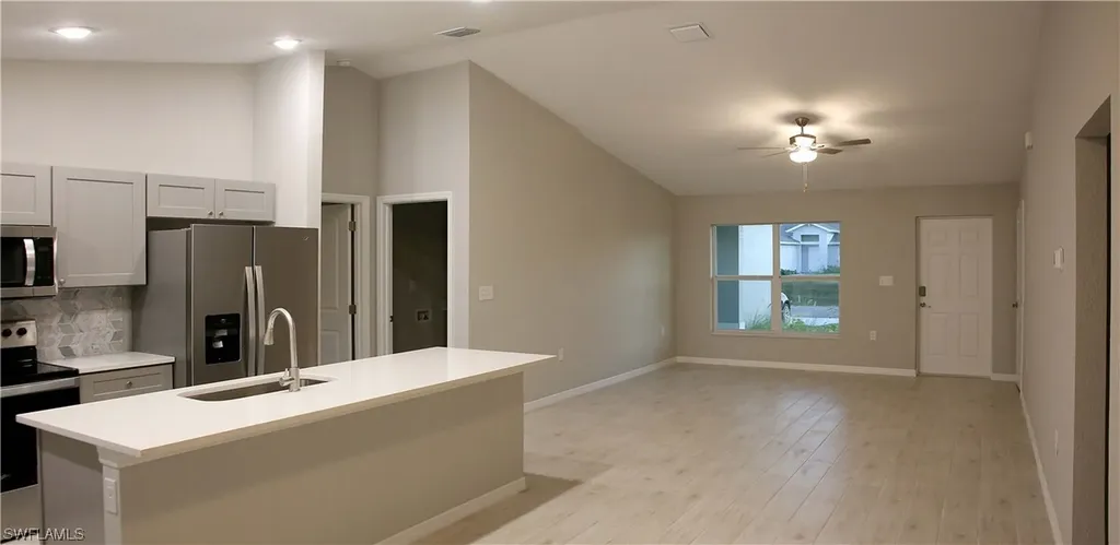 2209 NE 36th Street Cape Coral FL 33909