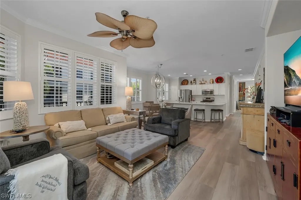 4873 Hampshire Court Naples FL 34112
