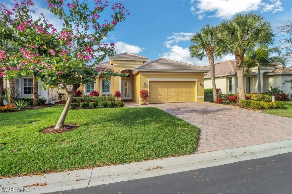 3751 Lakeview Isle Court Fort Myers FL 33905