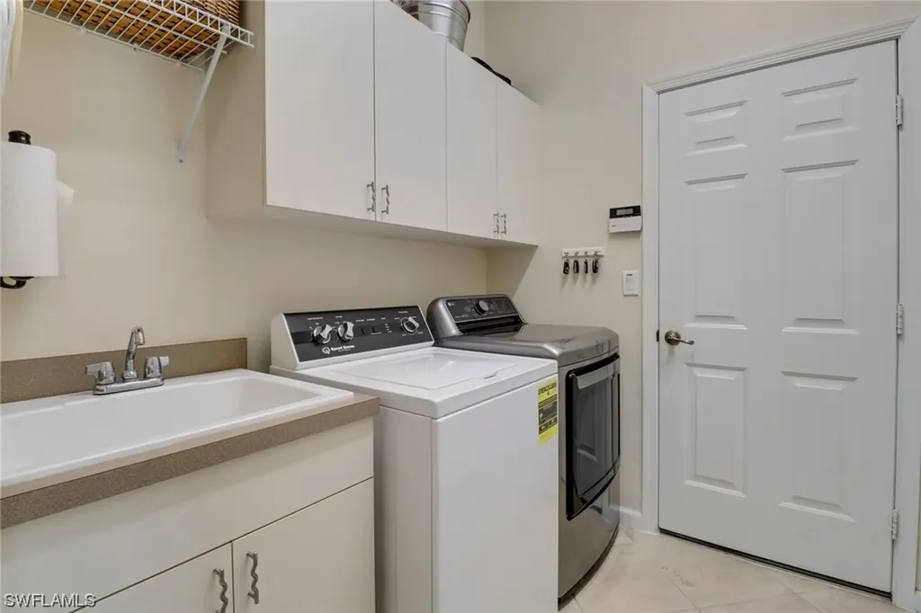 3751 Lakeview Isle Court Fort Myers FL 33905