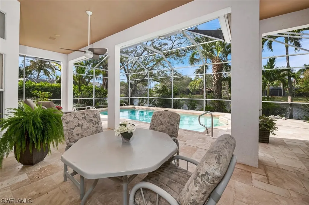 2109 Mission Drive Naples FL 34109