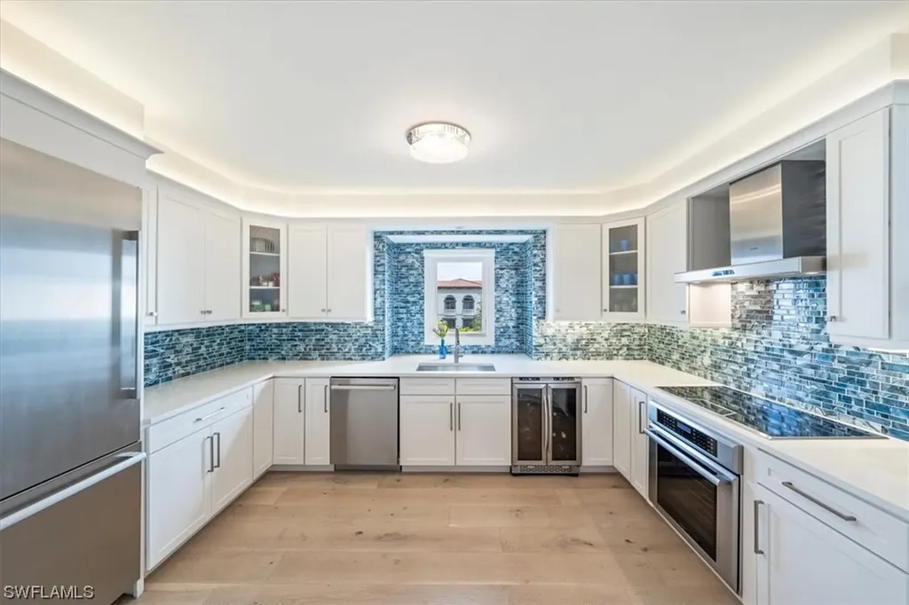 985 8th Avenue S Naples FL 34102