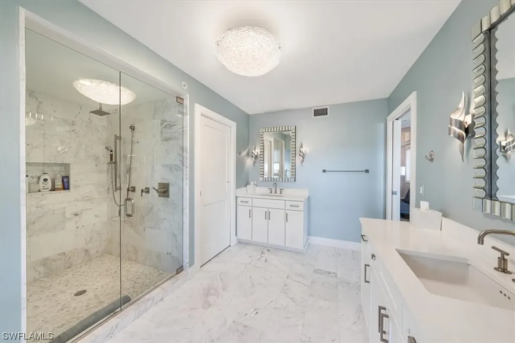 985 8th Avenue S Naples FL 34102