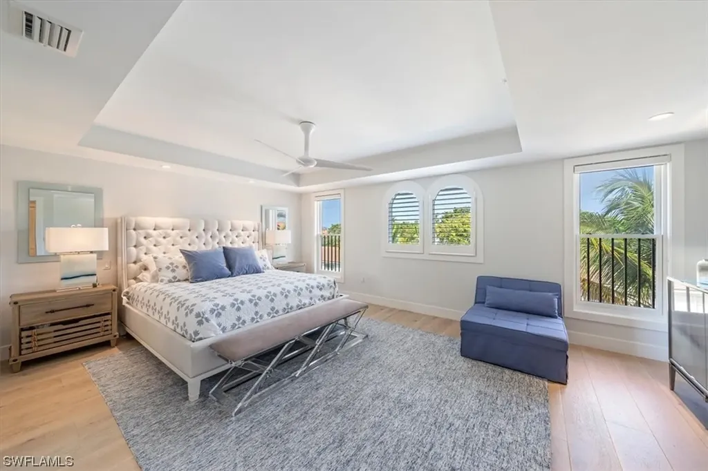 985 8th Avenue S Naples FL 34102