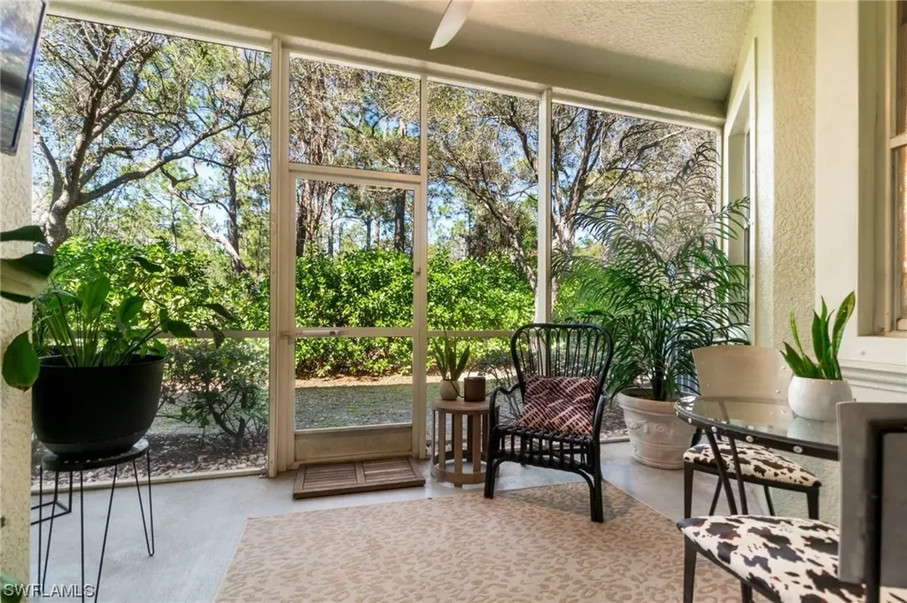 1415 Mariposa Circle Naples FL 34105