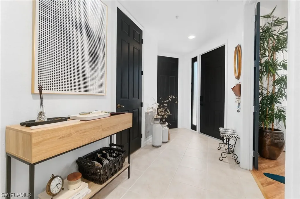 1415 Mariposa Circle Naples FL 34105