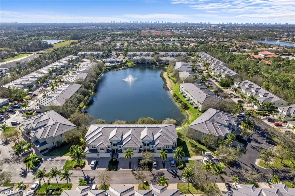 1415 Mariposa Circle Naples FL 34105