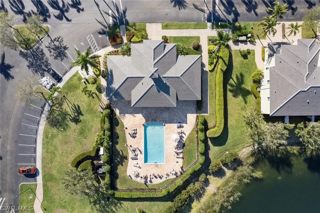 1415 Mariposa Circle Naples FL 34105