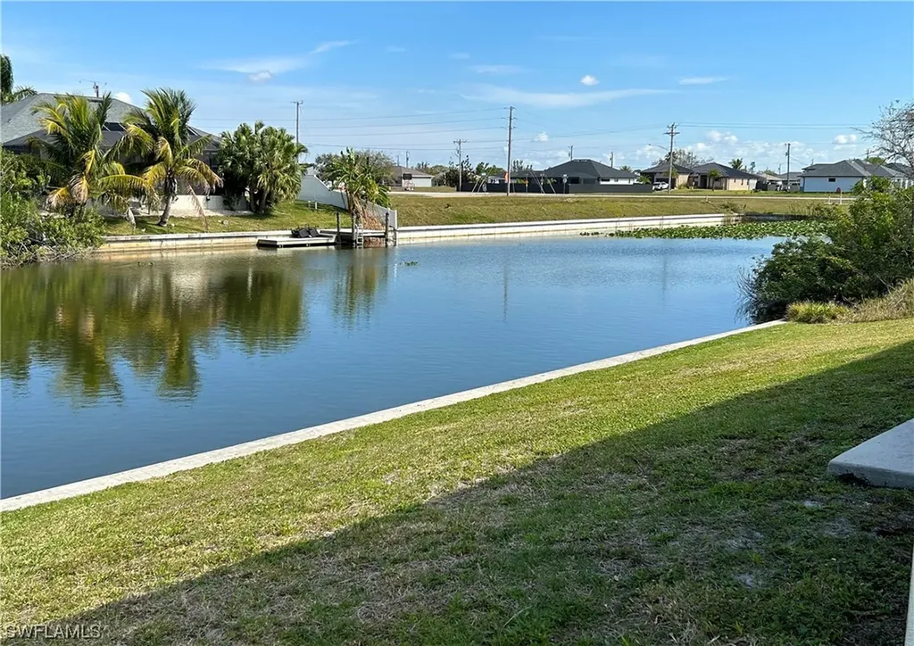 21 NW 5th Terrace Cape Coral FL 33993