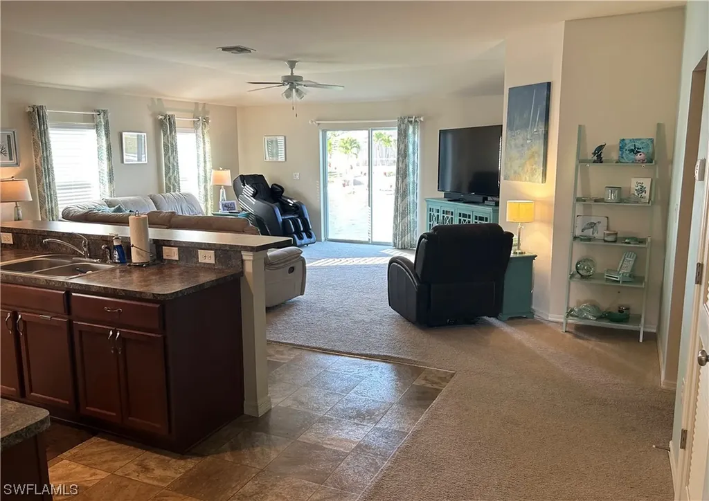 21 NW 5th Terrace Cape Coral FL 33993