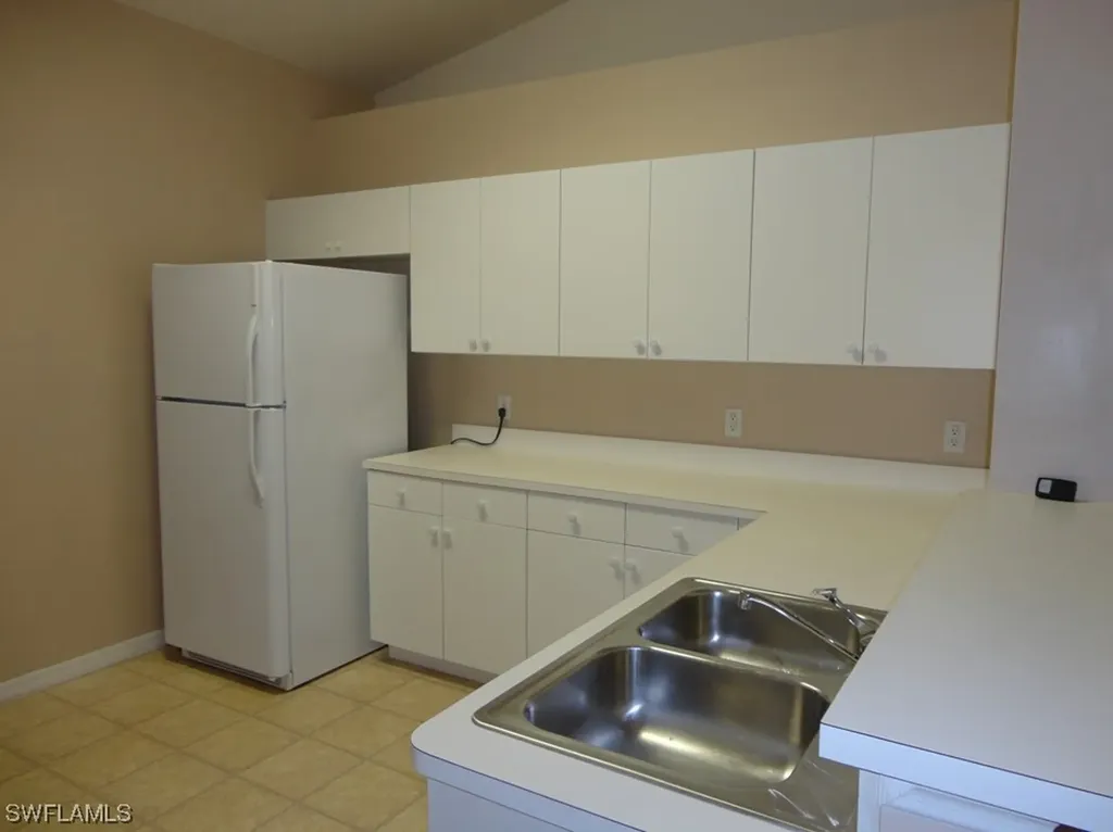 4538 SW 6th Place Cape Coral FL 33914