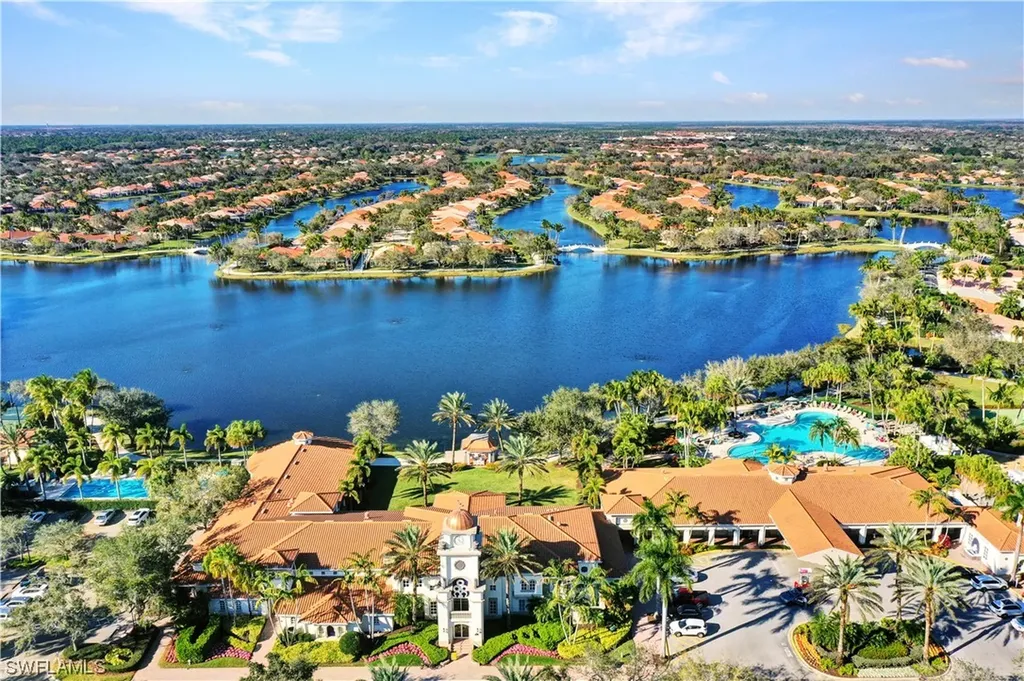 2895 Hatteras Way Naples FL 34119