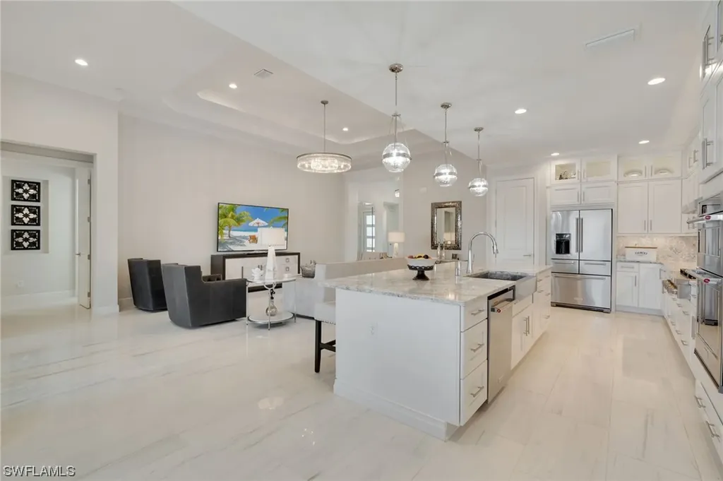 9257 Cayman Drive Naples FL 34114