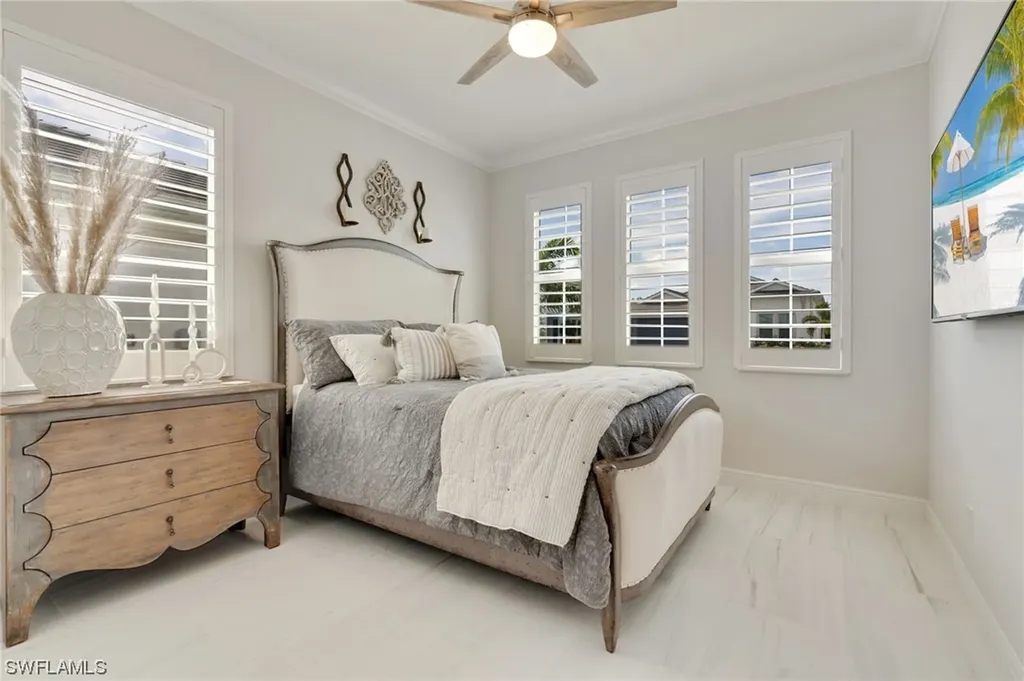 9257 Cayman Drive Naples FL 34114