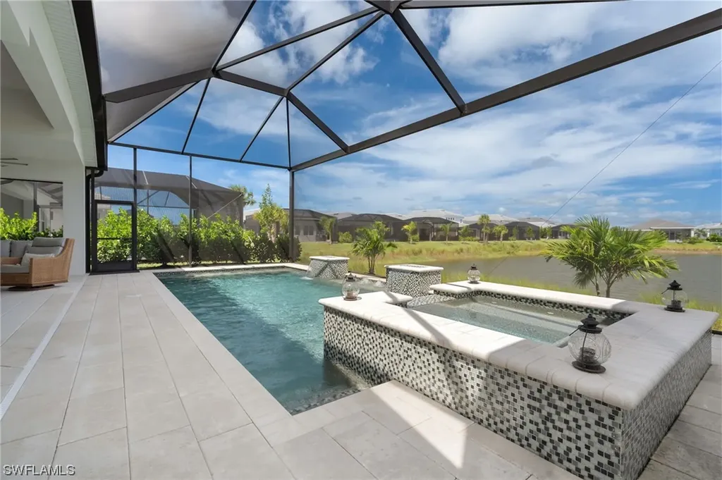 9257 Cayman Drive Naples FL 34114