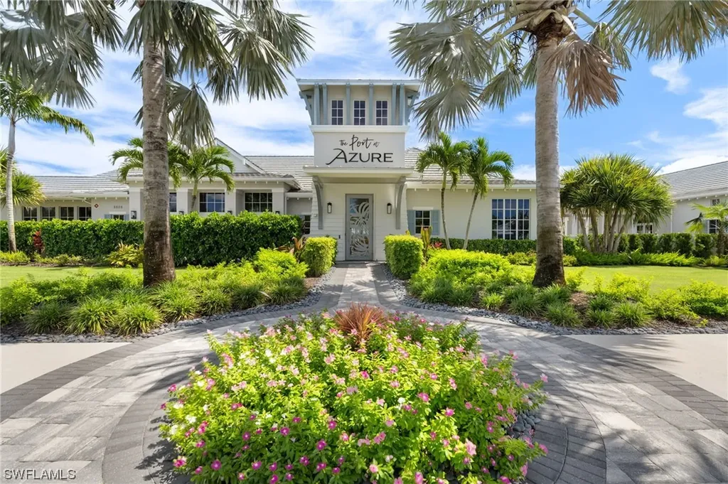 9257 Cayman Drive Naples FL 34114